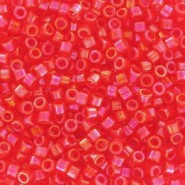 Miyuki Delica Perlen 11/0 - Opaque vermillion red ab DB-159